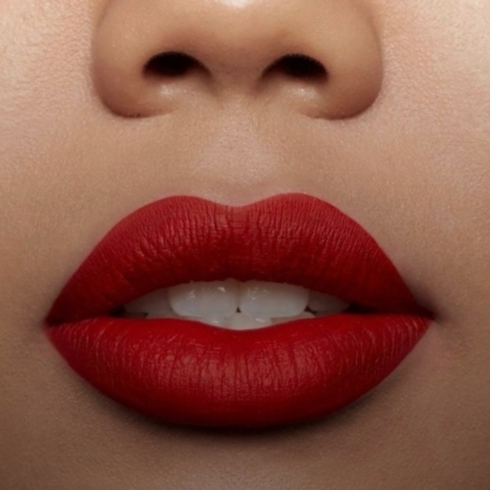 Stila's Beso Stay All Day Long Wear Liquid Lipstick NEW - Picture 3 of 3
